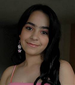 Foto de adriana roldan